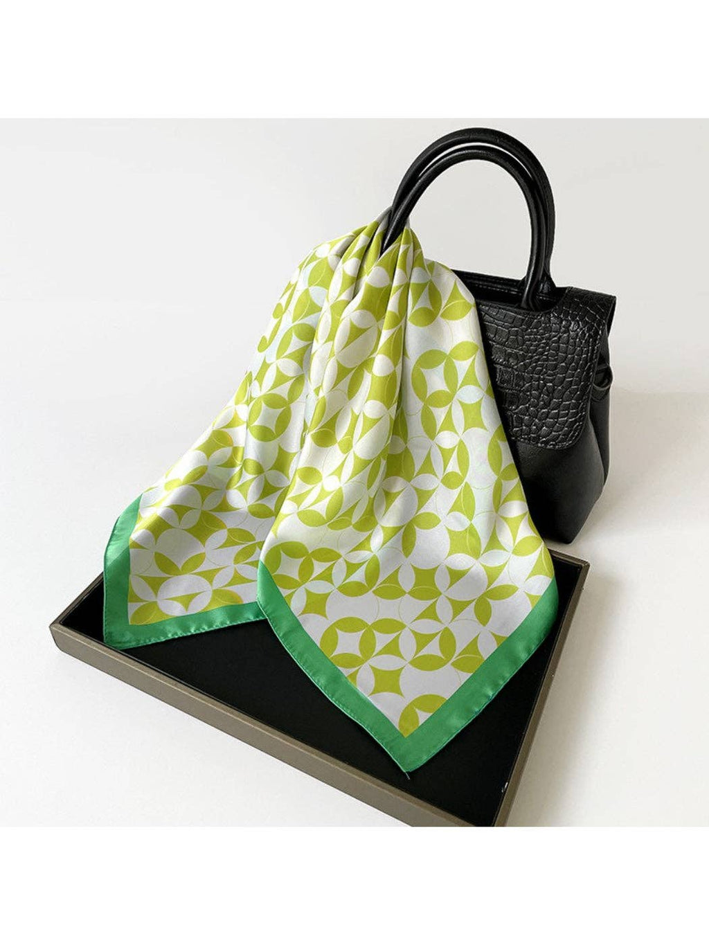 Scarvii - Classic Botanical Square Scarf
