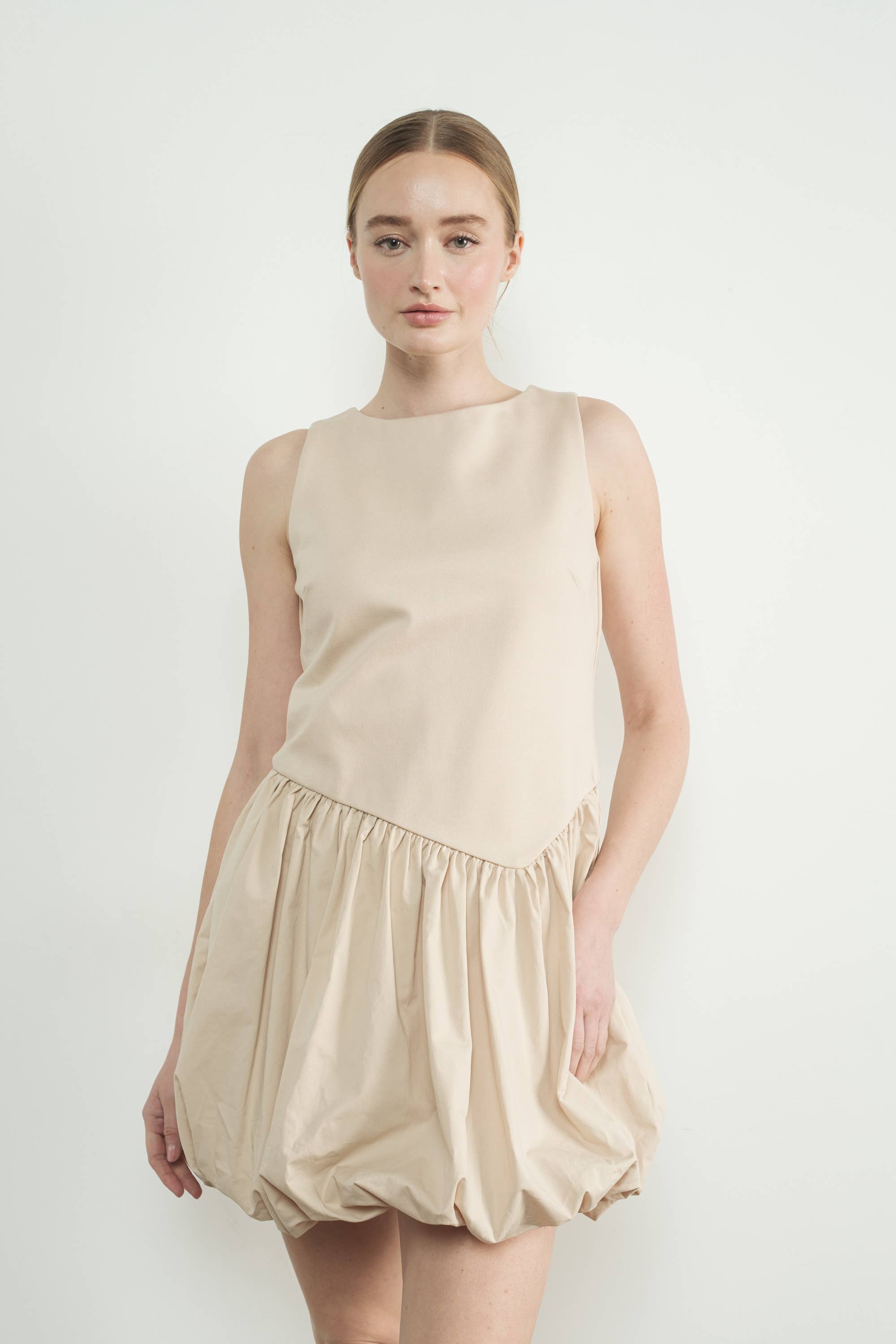 Asymmetical Waist Sleeveless Bubble Dress