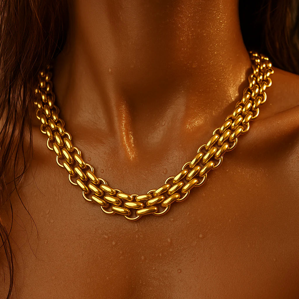 Rosalinda Chunky Chain Toggle Necklace