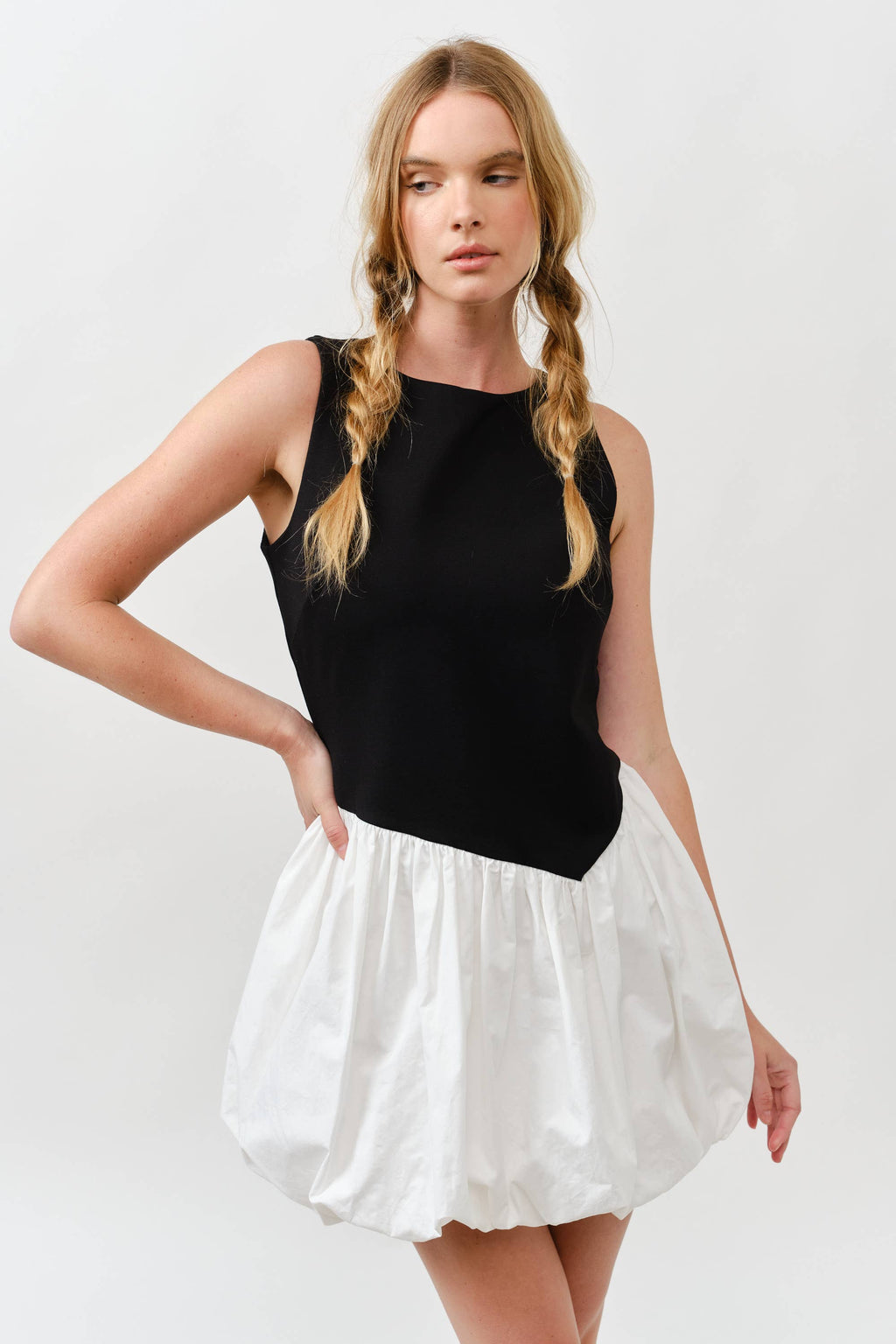 Asymmetical Waist Sleeveless Bubble Dress
