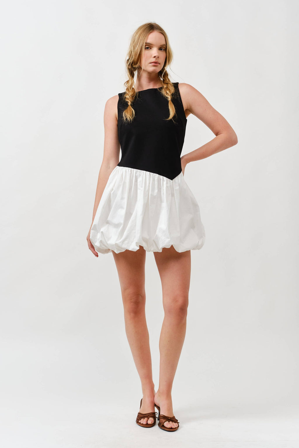 Asymmetical Waist Sleeveless Bubble Dress