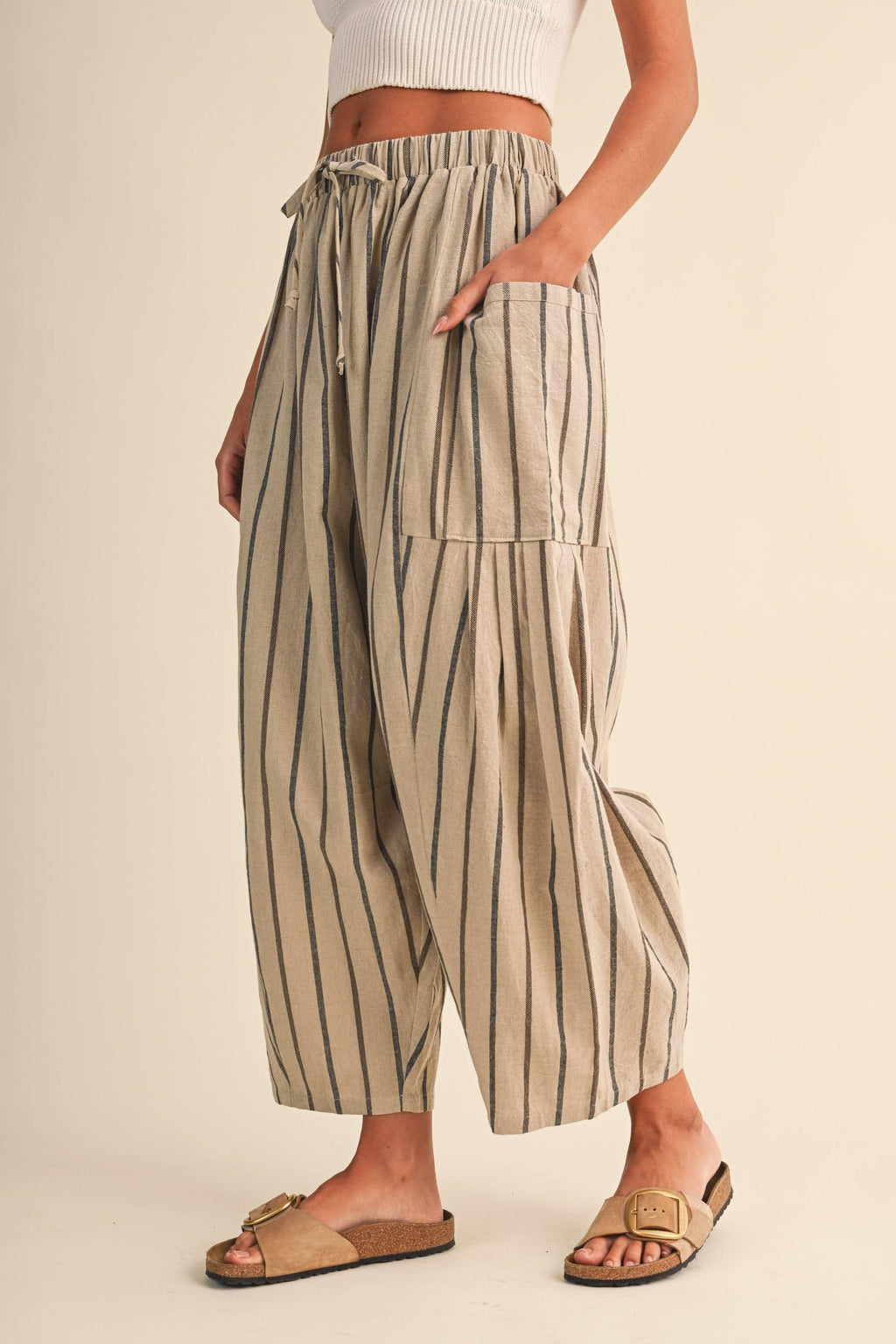 Striped Side Pocket Cropped Pant
