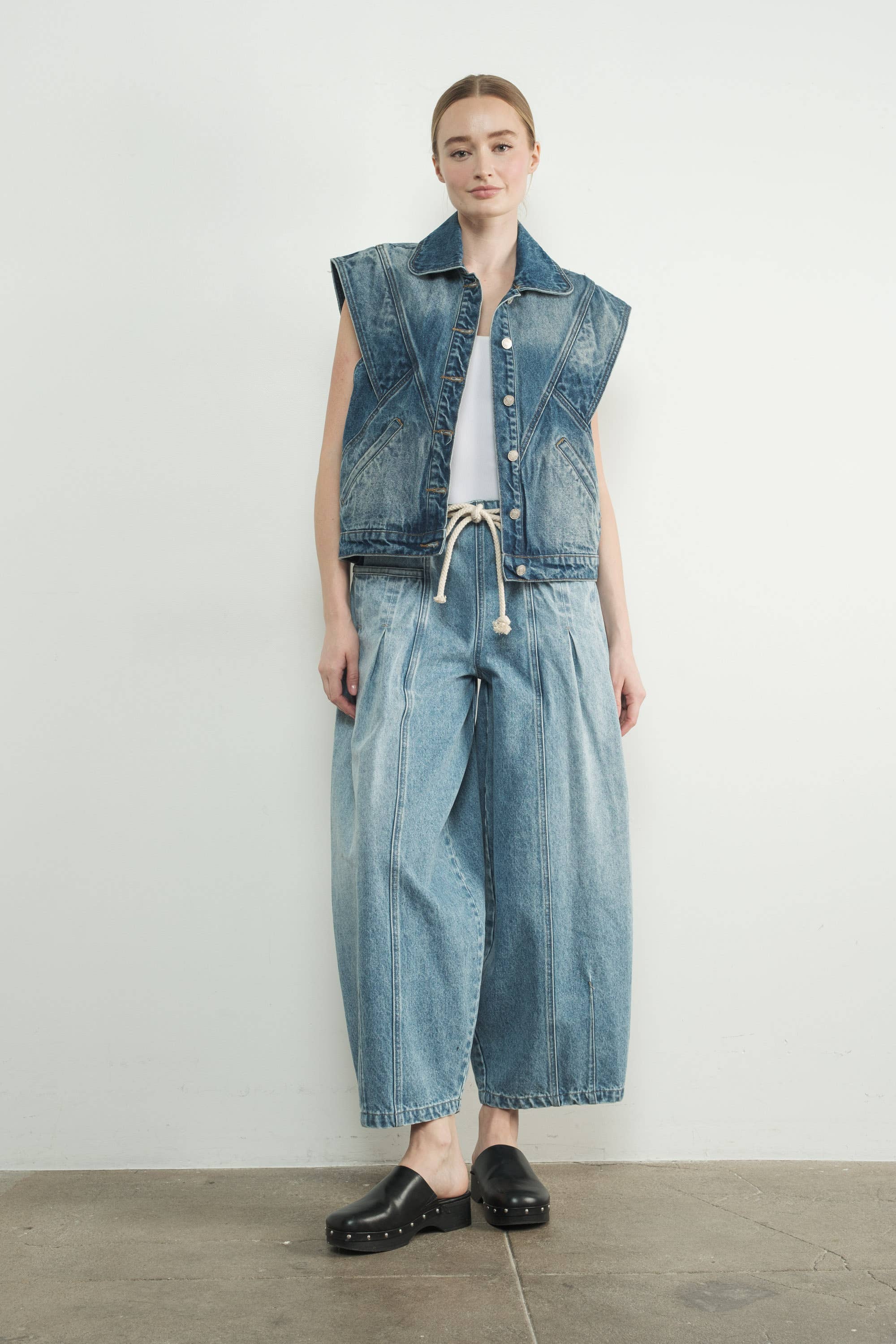Wide Shoulder Seam Detail Vest
