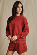 Round Neck Lace Trimmed Hem L/S Sweatshirt