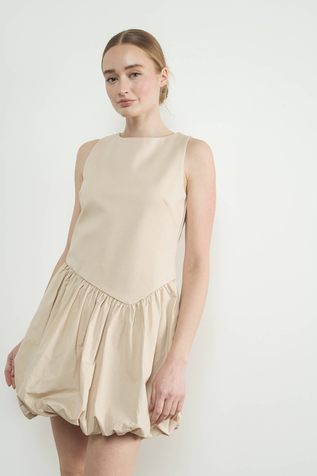 Asymmetical Waist Sleeveless Bubble Dress
