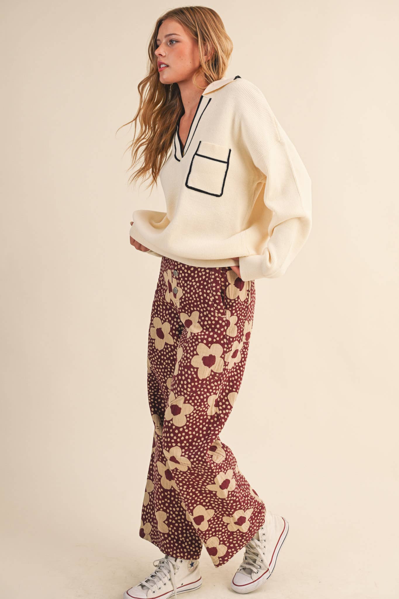 Ribbed Collar Pull Over Sweater