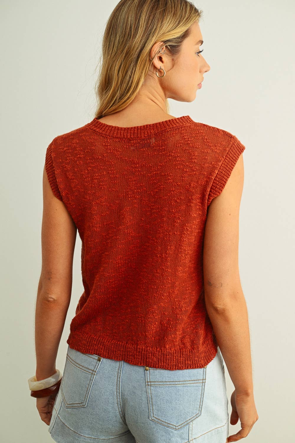 Ombre Sleeveless Knitted Top
