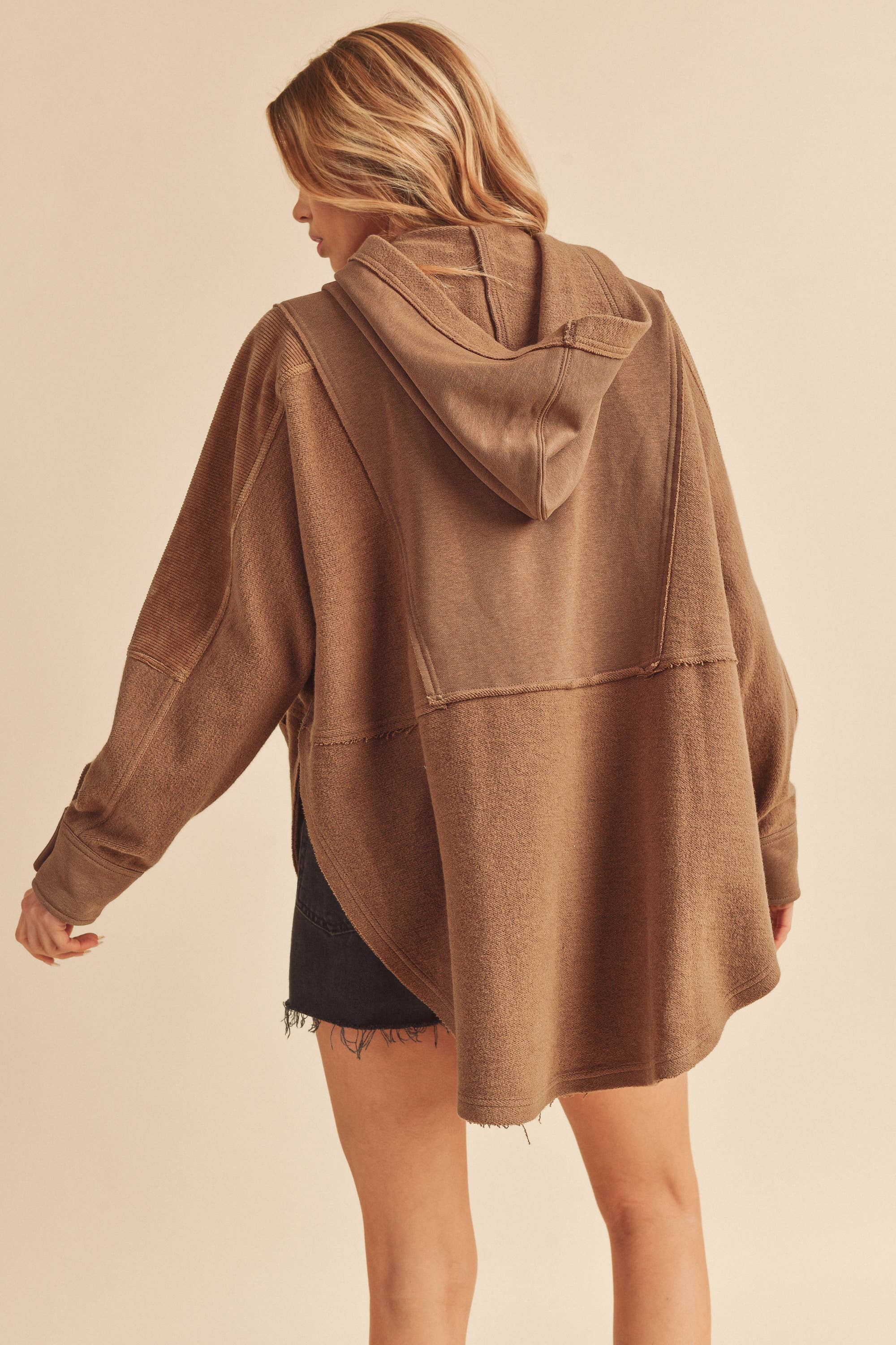Dove Pullover