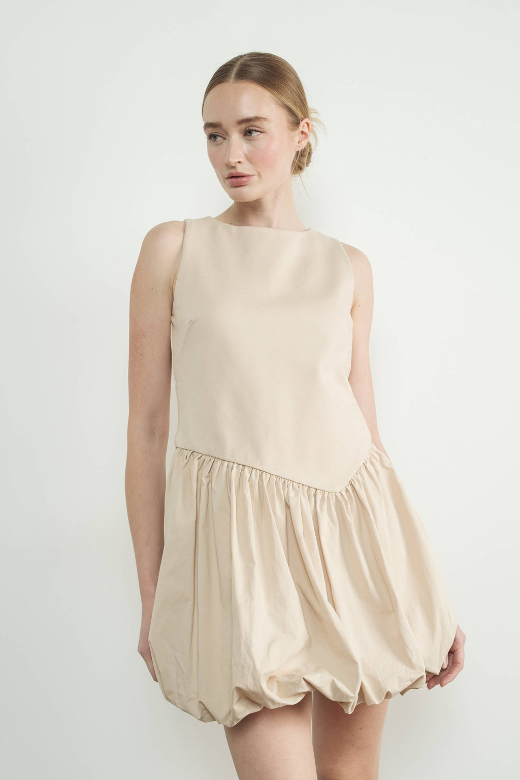 Asymmetical Waist Sleeveless Bubble Dress