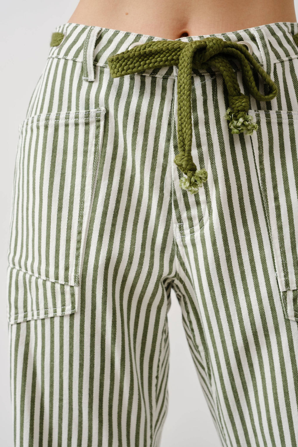 Barrel Denim Pants With Eyelet Waist