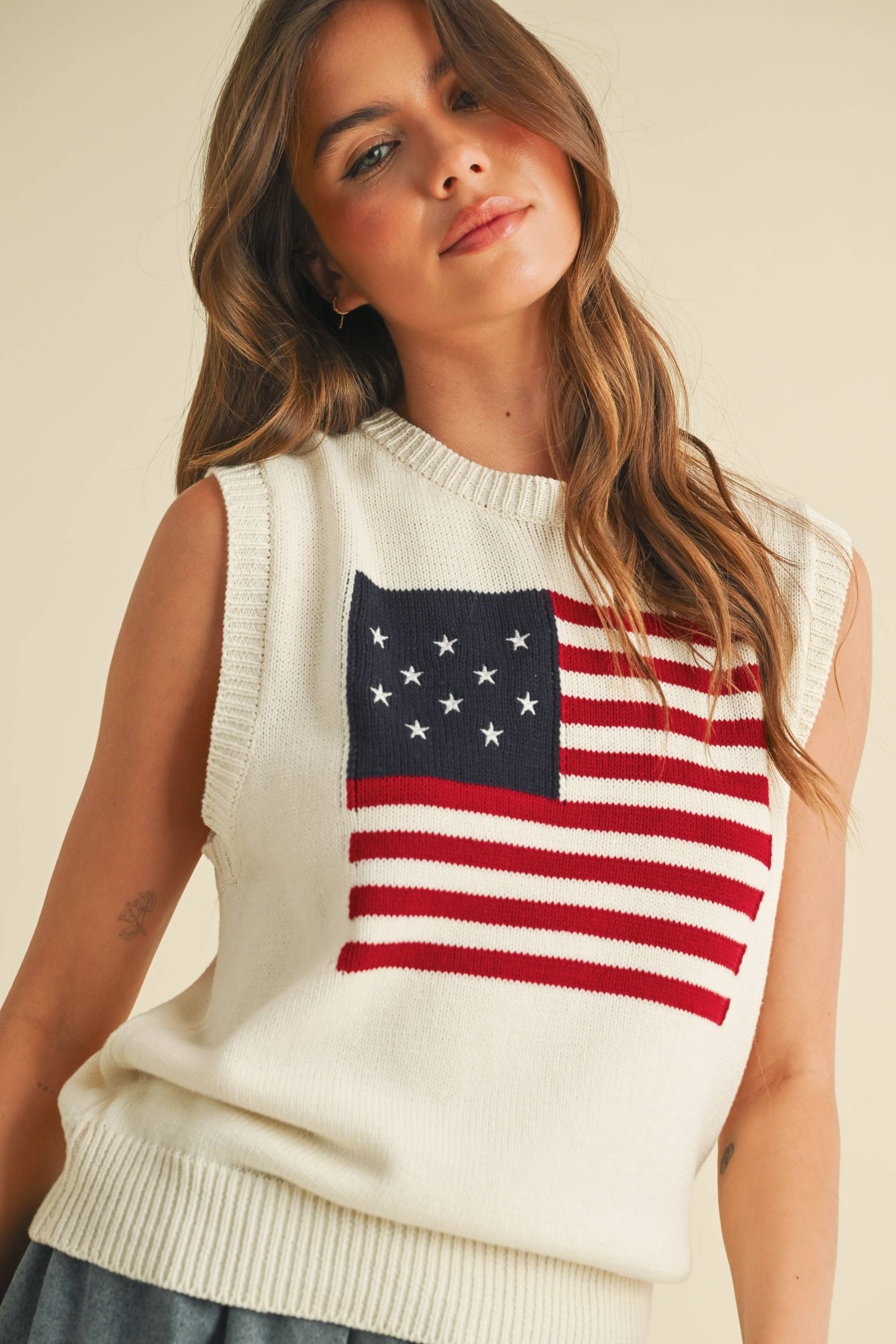 USA FLAG SLEVELESS KNIT PULLOVER SWEATER