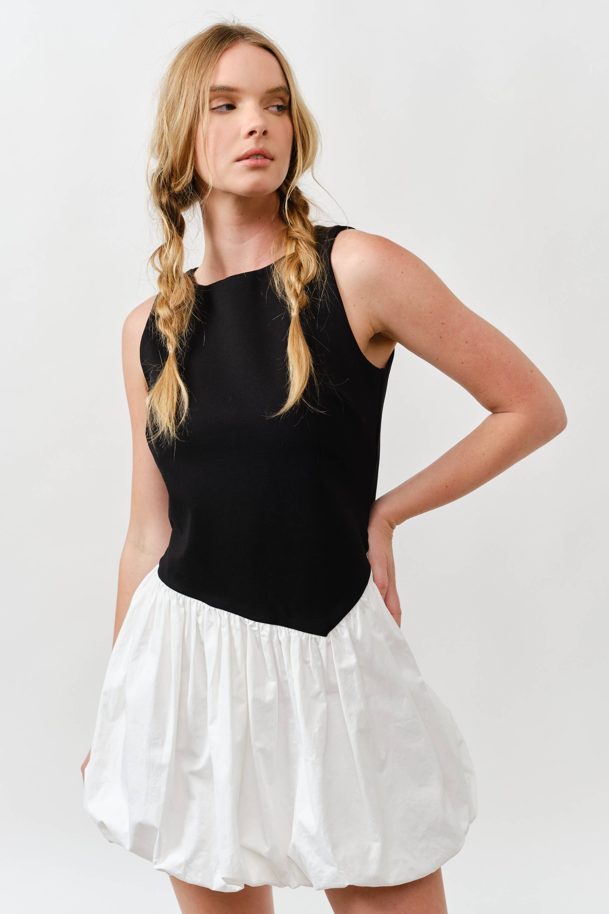 Asymmetical Waist Sleeveless Bubble Dress