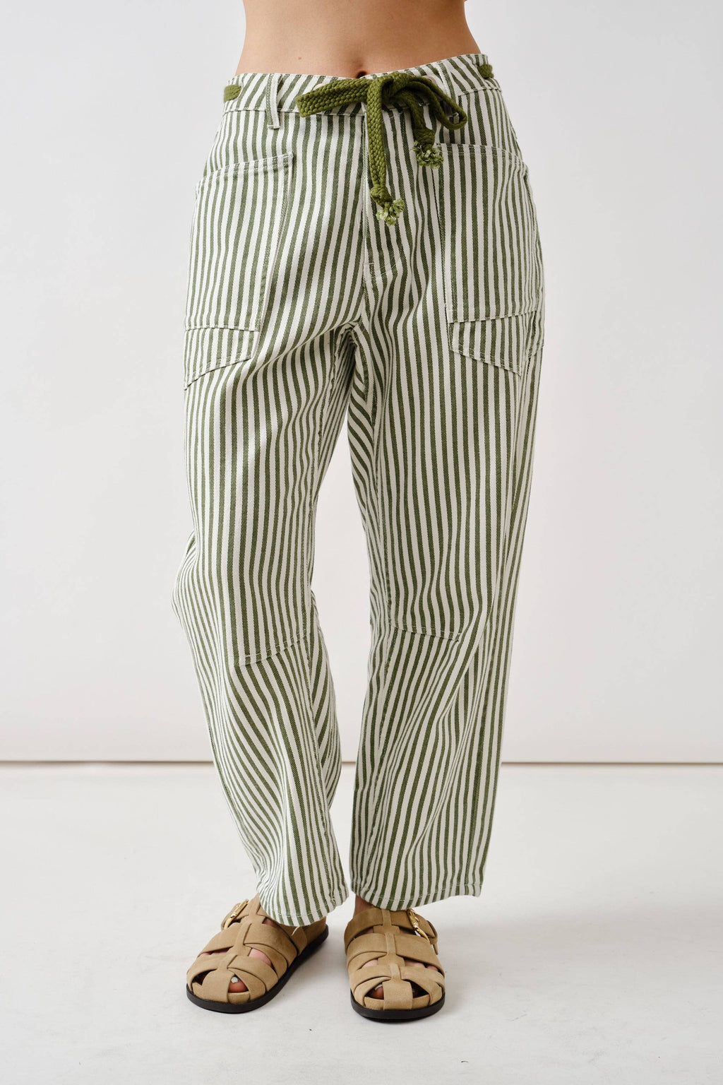 Barrel Denim Pants With Eyelet Waist